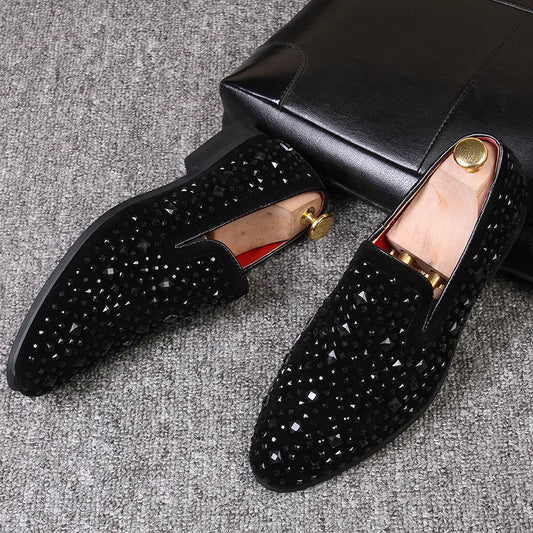 Mocassins pointus dorée et à lacets pour hommes
