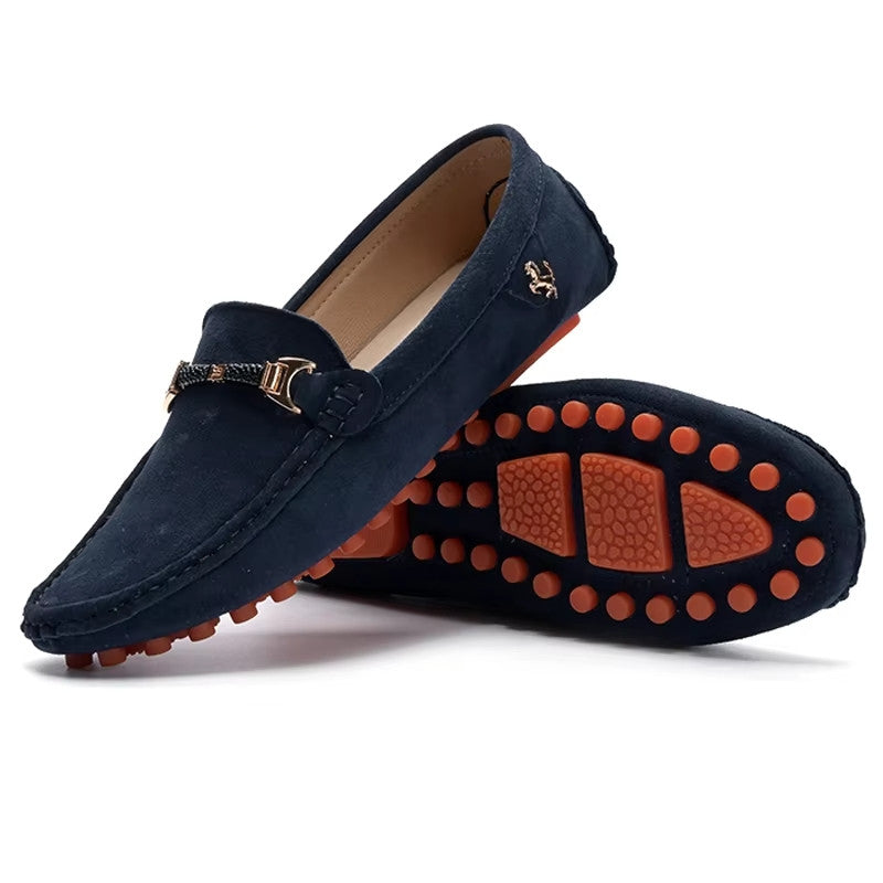 Mocassin en daim boucle dorée