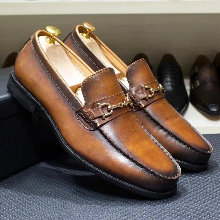 Andrey - Mocassin en cuir noir à métal doré