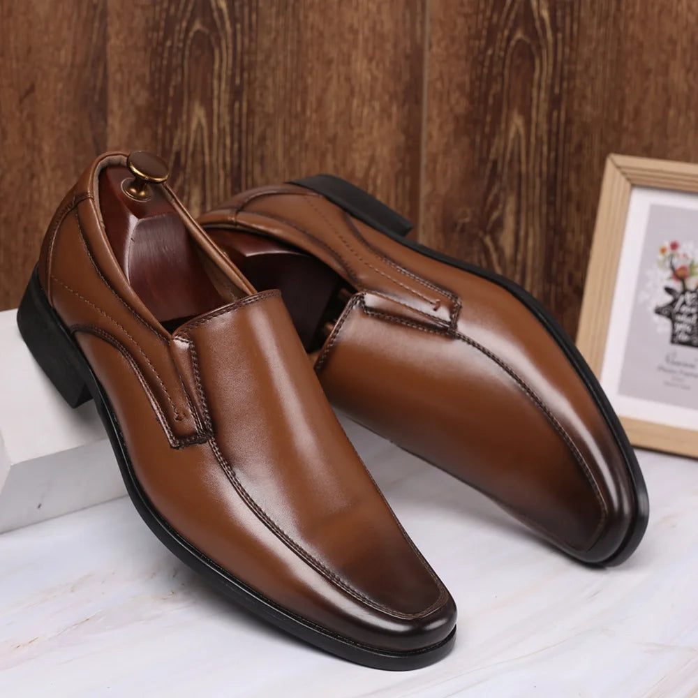 Clarks - Mocassin en cuir sans lacets