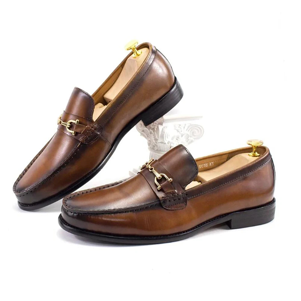 Andrey - Mocassin en cuir noir à métal doré