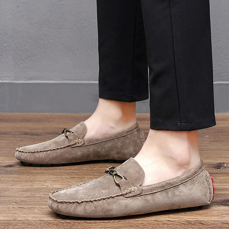 Mocassins en daim beige décontractés pour hommes